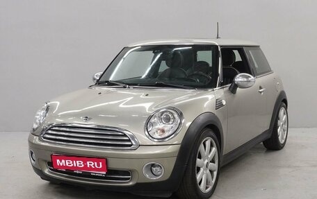MINI Hatch, 2006 год, 740 000 рублей, 1 фотография