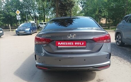 Hyundai Solaris II рестайлинг, 2021 год, 1 590 000 рублей, 24 фотография