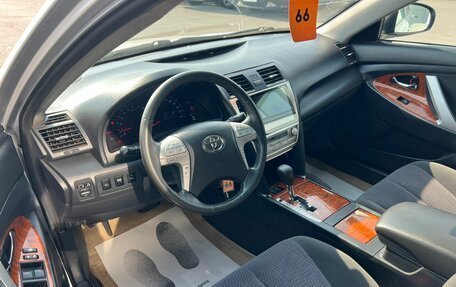 Toyota Camry, 2010 год, 1 379 000 рублей, 10 фотография