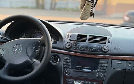 Mercedes-Benz E-Класс, 2006 год, 650 000 рублей, 3 фотография
