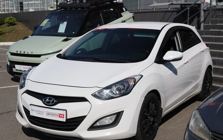 Hyundai i30 II рестайлинг, 2013 год, 923 300 рублей, 3 фотография