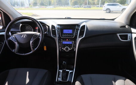 Hyundai i30 II рестайлинг, 2013 год, 923 300 рублей, 20 фотография