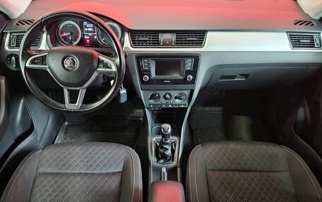 Skoda Rapid I, 2016 год, 945 000 рублей, 9 фотография