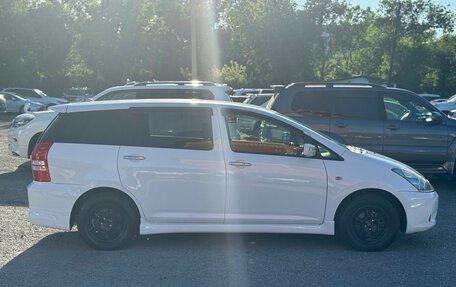 Toyota Wish II, 2003 год, 750 000 рублей, 2 фотография