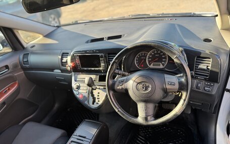 Toyota Wish II, 2003 год, 750 000 рублей, 9 фотография