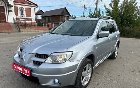 Mitsubishi Outlander III рестайлинг 3, 2007 год, 650 000 рублей, 1 фотография