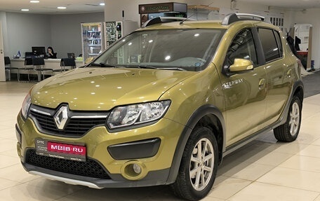 Renault Sandero II рестайлинг, 2016 год, 990 000 рублей, 1 фотография