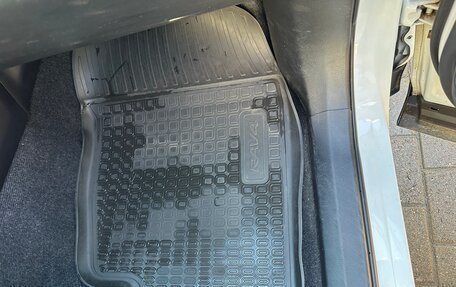Toyota RAV4, 2013 год, 2 100 000 рублей, 15 фотография