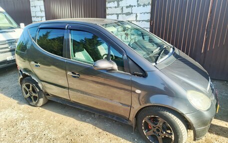 Mercedes-Benz A-Класс, 1998 год, 185 000 рублей, 2 фотография