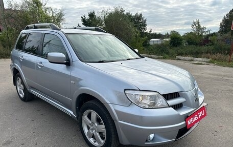 Mitsubishi Outlander III рестайлинг 3, 2007 год, 650 000 рублей, 6 фотография