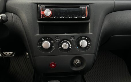 Mitsubishi Outlander III рестайлинг 3, 2007 год, 650 000 рублей, 15 фотография