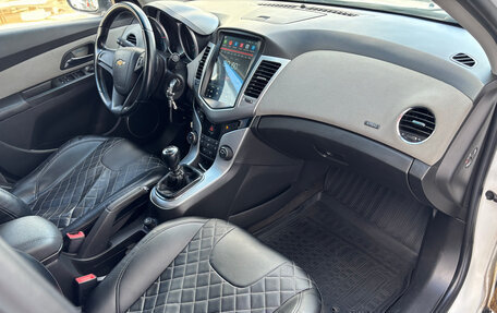 Chevrolet Cruze II, 2012 год, 660 000 рублей, 9 фотография