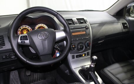 Toyota Corolla, 2011 год, 1 180 000 рублей, 17 фотография