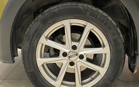 Renault Sandero II рестайлинг, 2016 год, 990 000 рублей, 22 фотография