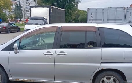 Nissan Liberty, 2001 год, 450 000 рублей, 3 фотография