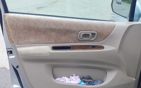 Nissan Liberty, 2001 год, 450 000 рублей, 18 фотография