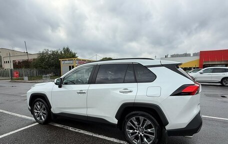 Toyota RAV4, 2019 год, 3 200 000 рублей, 8 фотография