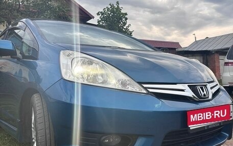 Honda Fit Shuttle I рестайлинг, 2011 год, 1 050 000 рублей, 1 фотография