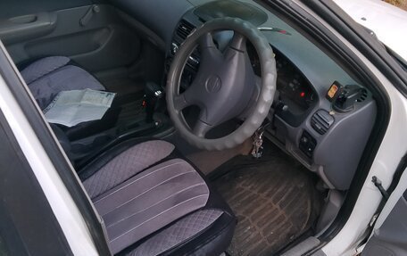 Nissan Sunny B15, 2000 год, 260 000 рублей, 8 фотография