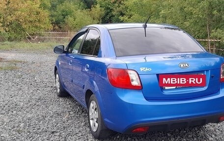 KIA Rio III рестайлинг, 2011 год, 570 000 рублей, 4 фотография