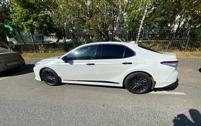 Toyota Camry, 2018 год, 3 100 000 рублей, 1 фотография