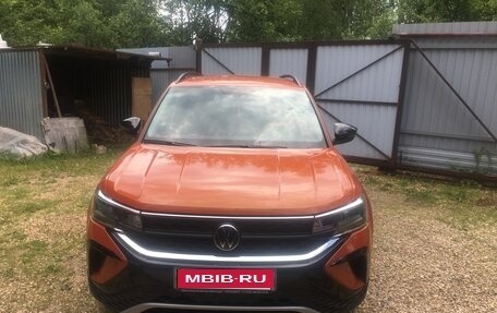 Volkswagen Taos, 2021 год, 2 700 000 рублей, 1 фотография