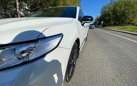 Toyota Camry, 2018 год, 3 100 000 рублей, 7 фотография