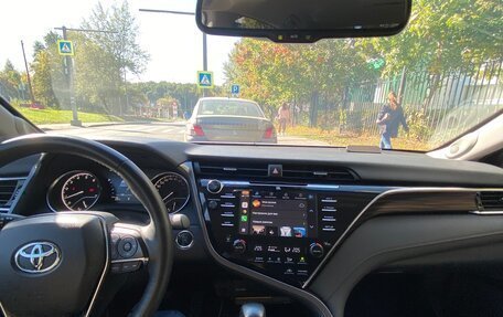 Toyota Camry, 2018 год, 3 100 000 рублей, 13 фотография