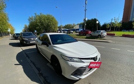 Toyota Camry, 2018 год, 3 100 000 рублей, 12 фотография