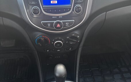 Hyundai Solaris II рестайлинг, 2013 год, 670 000 рублей, 8 фотография