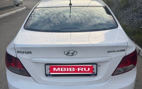 Hyundai Solaris II рестайлинг, 2013 год, 670 000 рублей, 5 фотография
