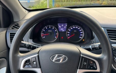 Hyundai Solaris II рестайлинг, 2013 год, 670 000 рублей, 10 фотография