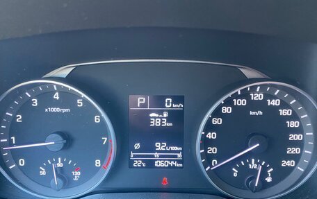 Hyundai Elantra VI рестайлинг, 2018 год, 1 750 000 рублей, 10 фотография