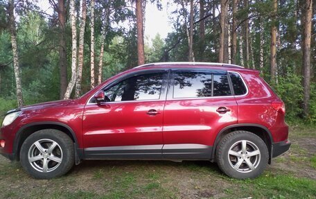 Volkswagen Tiguan I, 2009 год, 1 229 999 рублей, 3 фотография