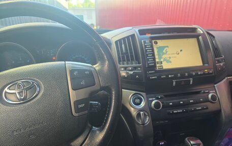 Toyota Land Cruiser 200, 2008 год, 2 230 000 рублей, 4 фотография