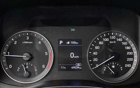 Hyundai Tucson III, 2018 год, 2 050 000 рублей, 13 фотография