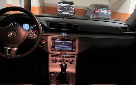 Volkswagen Passat B7, 2012 год, 1 150 000 рублей, 8 фотография