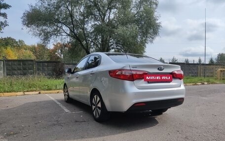KIA Rio III рестайлинг, 2013 год, 970 000 рублей, 10 фотография