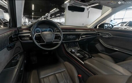 Audi A8, 2018 год, 4 650 000 рублей, 8 фотография