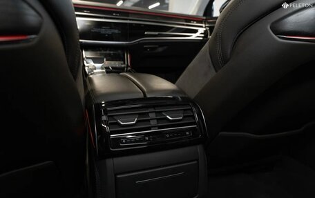 Audi A8, 2018 год, 4 650 000 рублей, 20 фотография