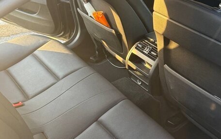 BMW 5 серия, 2011 год, 1 800 000 рублей, 14 фотография