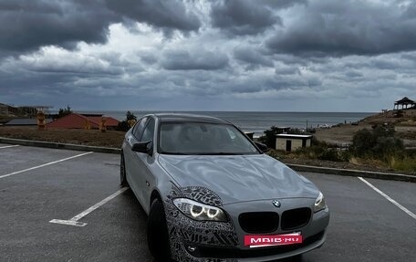 BMW 5 серия, 2011 год, 1 800 000 рублей, 7 фотография