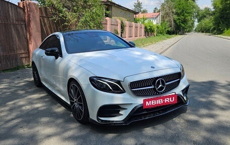 Mercedes-Benz E-Класс, 2019 год, 4 100 000 рублей, 3 фотография