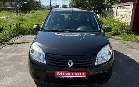 Renault Sandero I, 2011 год, 700 000 рублей, 1 фотография