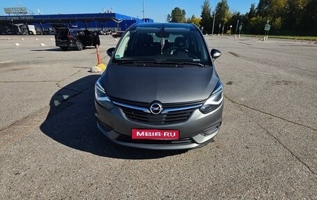 Opel Zafira C рестайлинг, 2019 год, 1 850 000 рублей, 1 фотография