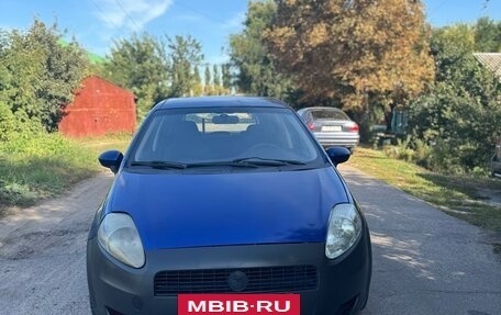 Fiat Punto III Punto Evo рестайлинг, 2006 год, 220 000 рублей, 2 фотография