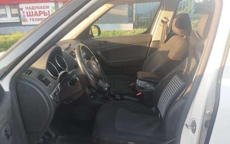 Skoda Yeti I рестайлинг, 2015 год, 1 280 000 рублей, 8 фотография