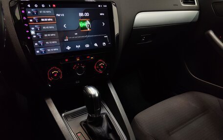 Volkswagen Jetta VI, 2018 год, 1 380 000 рублей, 11 фотография