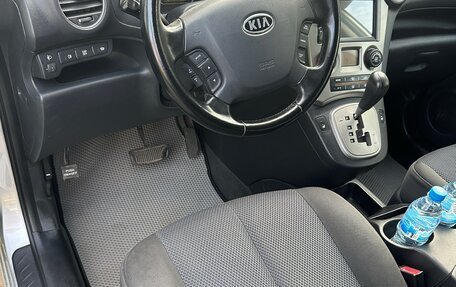 KIA Carens III (RP), 2009 год, 800 000 рублей, 7 фотография