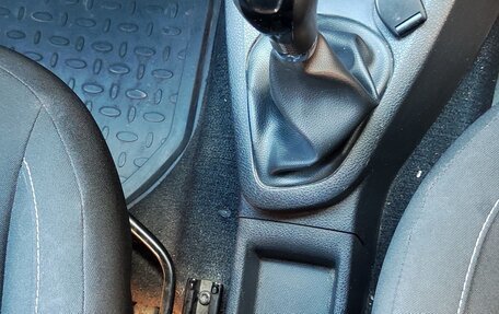 Renault Sandero II рестайлинг, 2016 год, 835 000 рублей, 21 фотография
